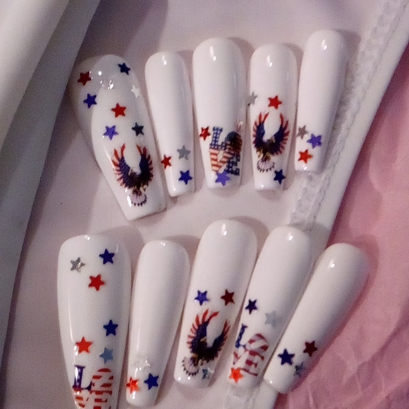 Set 6 matching nails and bikini size small - Picture 2 of 2